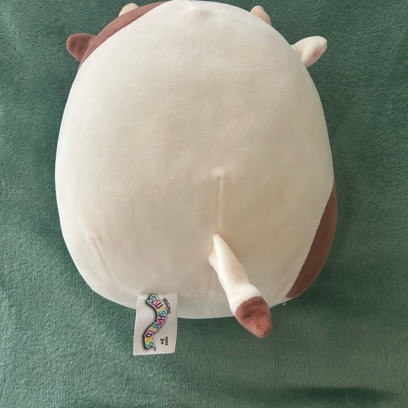 Ronnie the cow 5in squishmallow - Picture 3 of 3